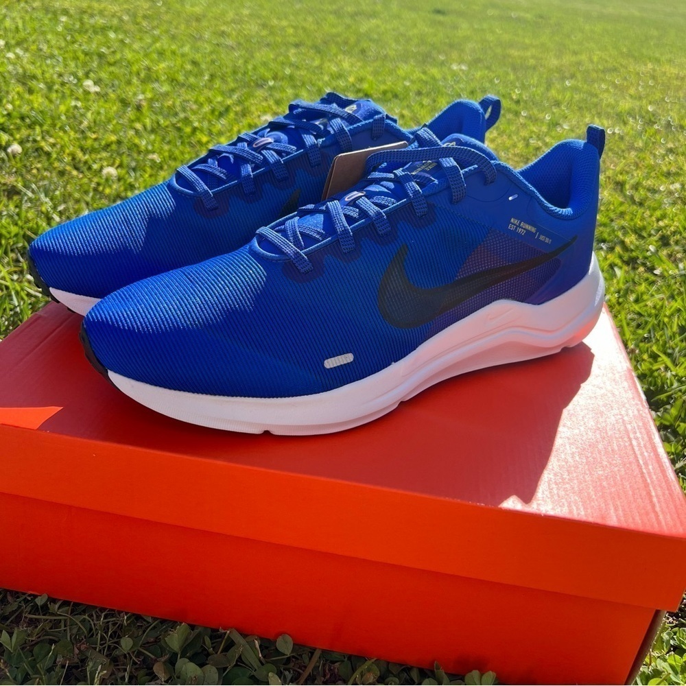 Nike Men's Downshifter 12 Race Blue Running Shoes - Picture 2 of 5